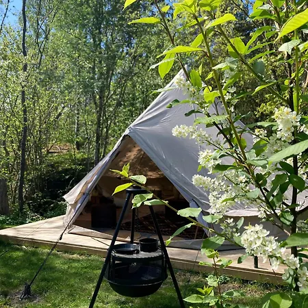 Luxussátor Glamping Grindhuset *