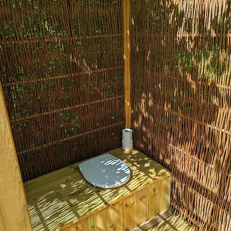 Luxussátor Glamping Grindhuset